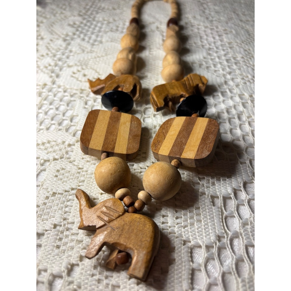 Hand Carved Wood Safari Animal Bead Necklace Elephant Rhino Lion Brown vintage - Picture 5 of 10